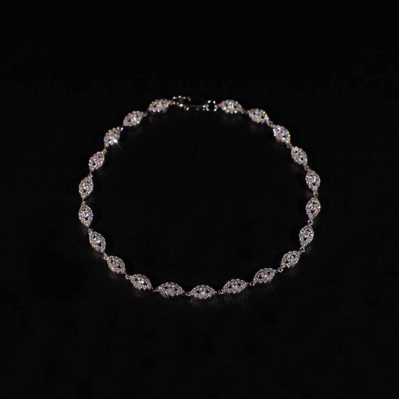 3mm Evil Eye Bracelet in White Gold