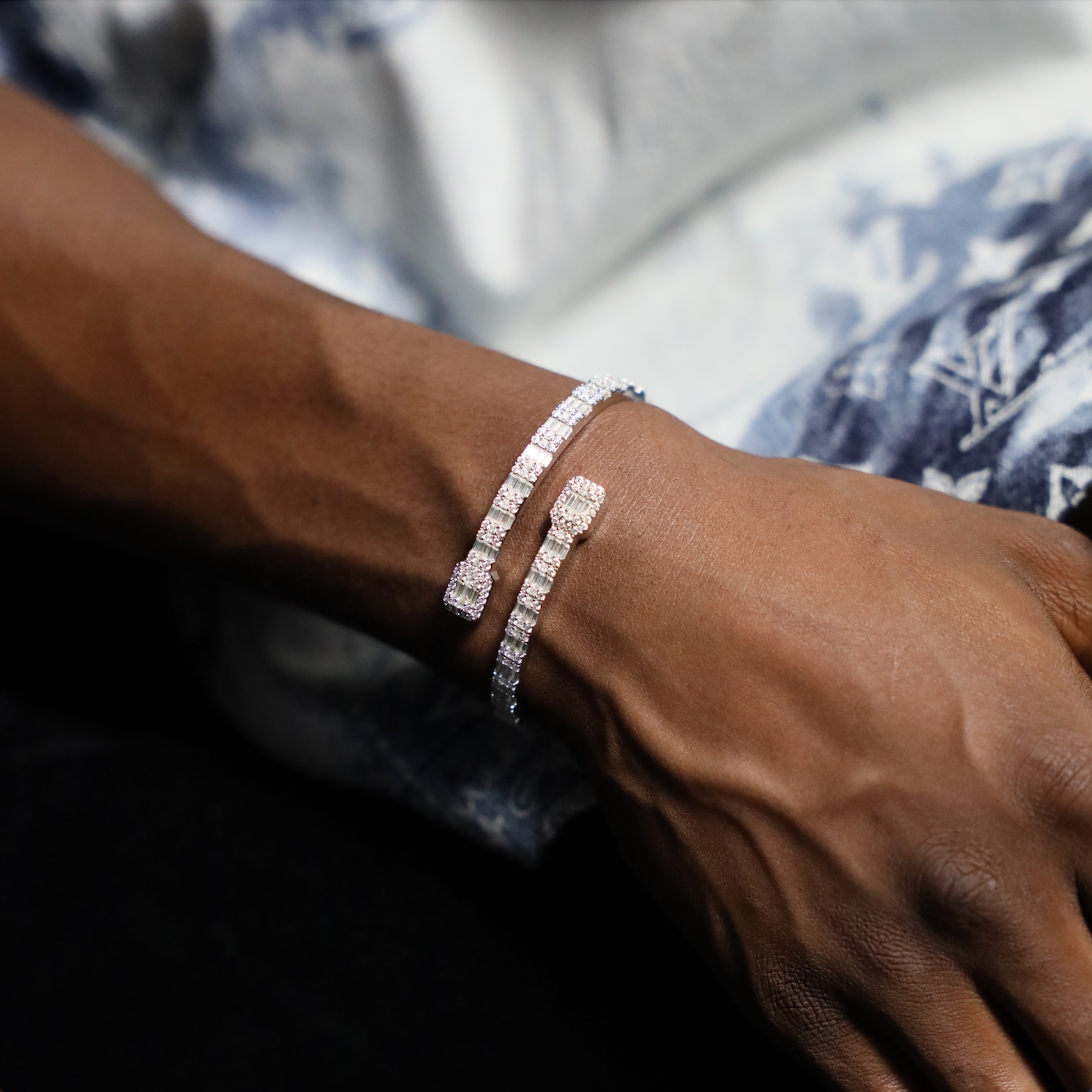 Baguette Bangle (Silver)